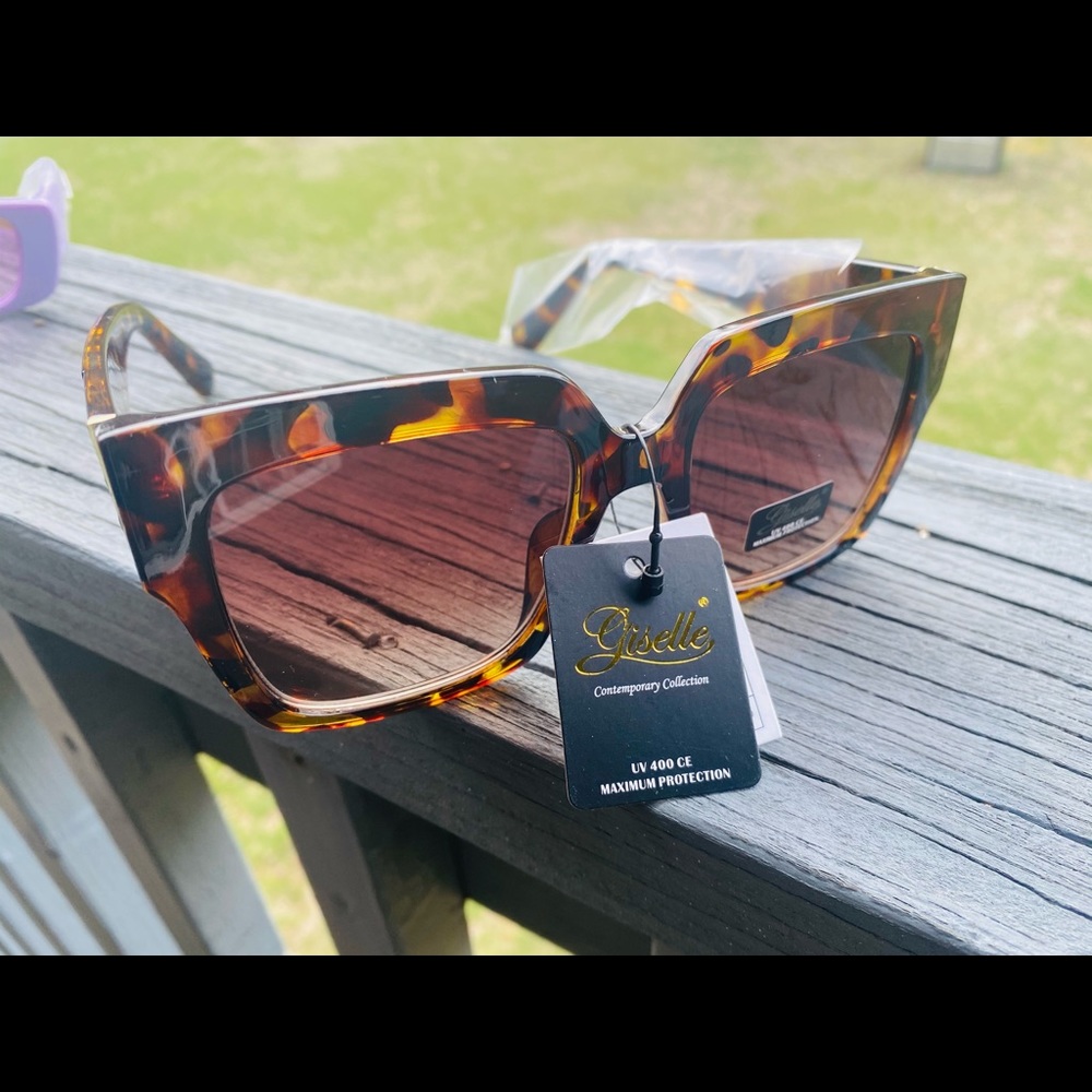 Brown women’s sunglasses brand new